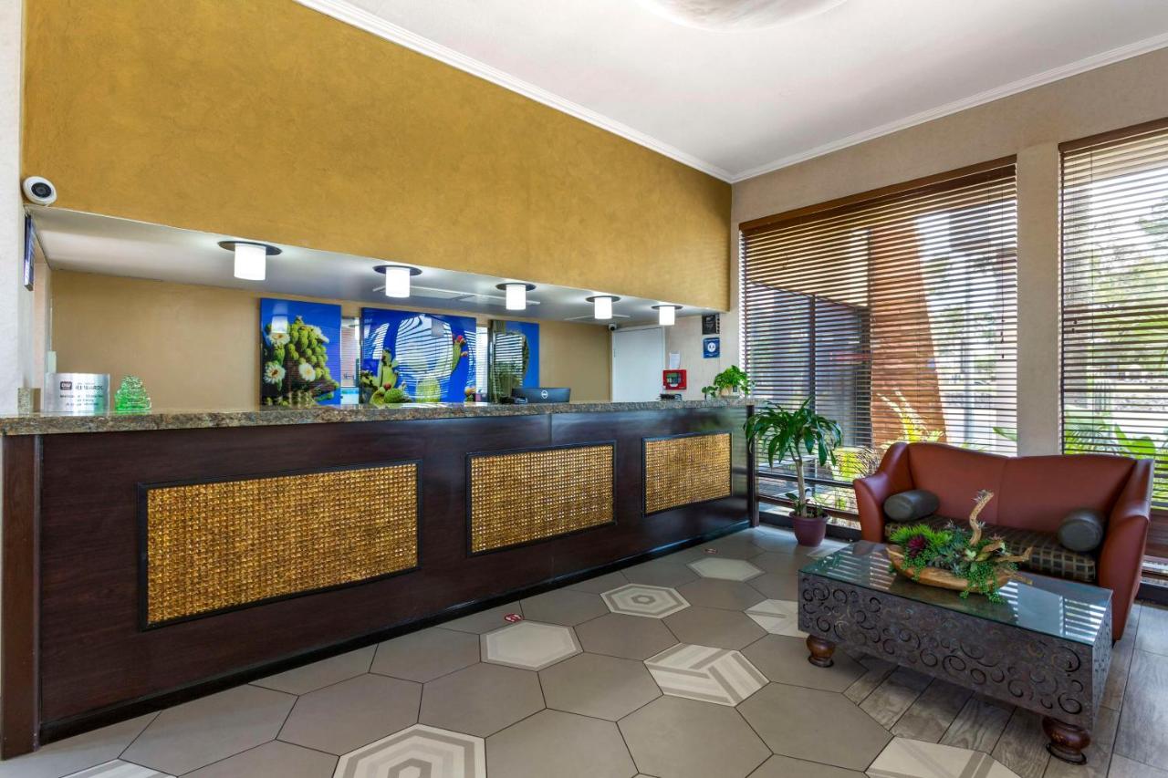  | Best Western Royal Sun Inn & Suites