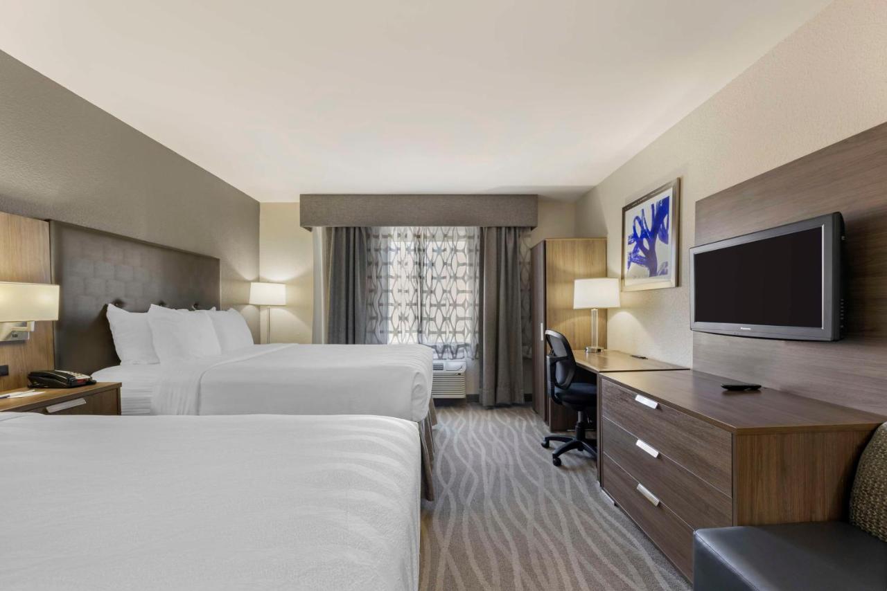 Queen Room with Two Queen Beds - Disability Access at Best Western Plus Nashville Airport Hotel