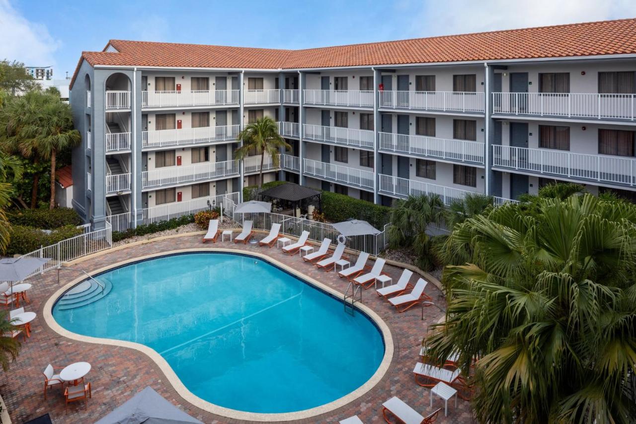  | Holiday Inn & Suites Boca Raton - North