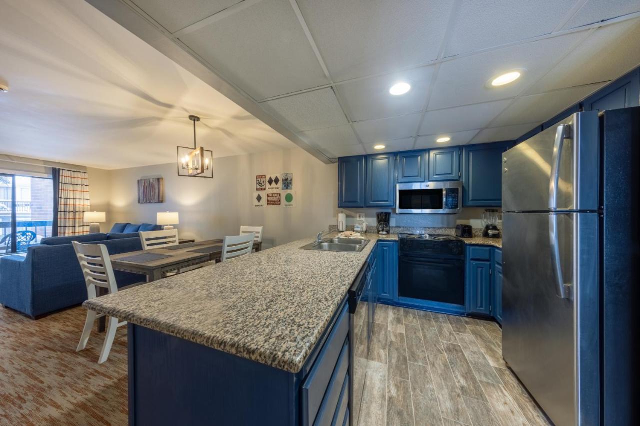 Two-Bedroom Apartment at Raintree's Park Plaza Park City