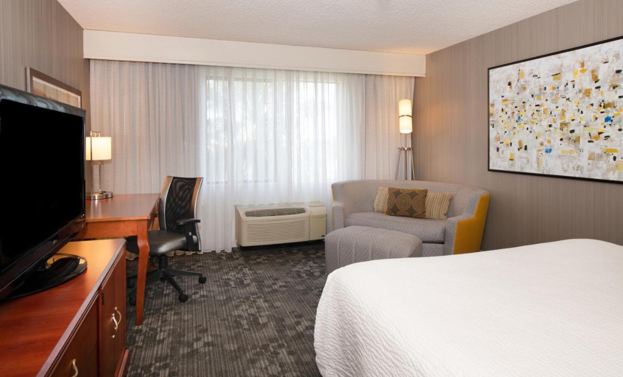  | Courtyard by Marriott Newark Silicon Valley