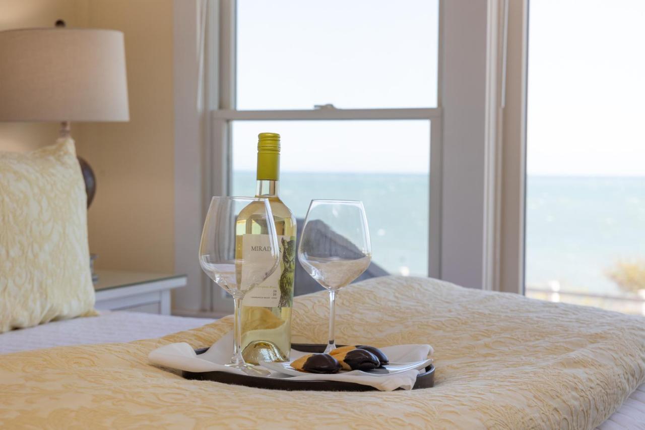 | Inn on the Sound