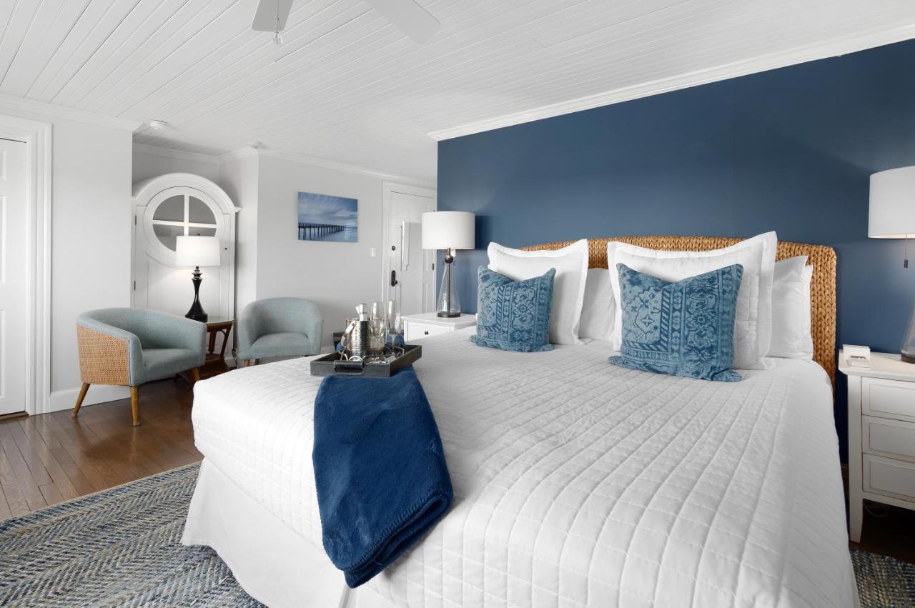 | Inn on the Sound