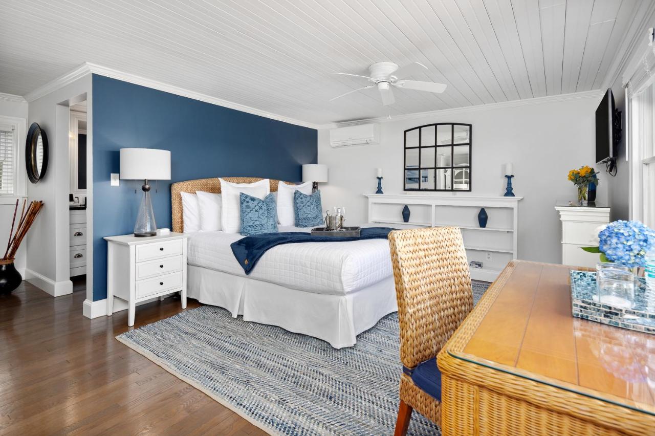 | Inn on the Sound