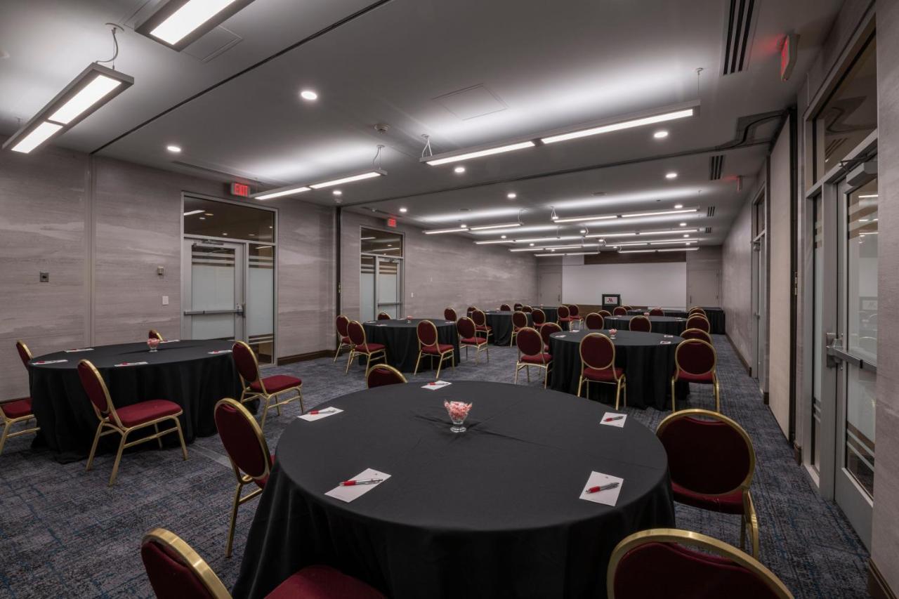 | Tulsa Marriott Southern Hills