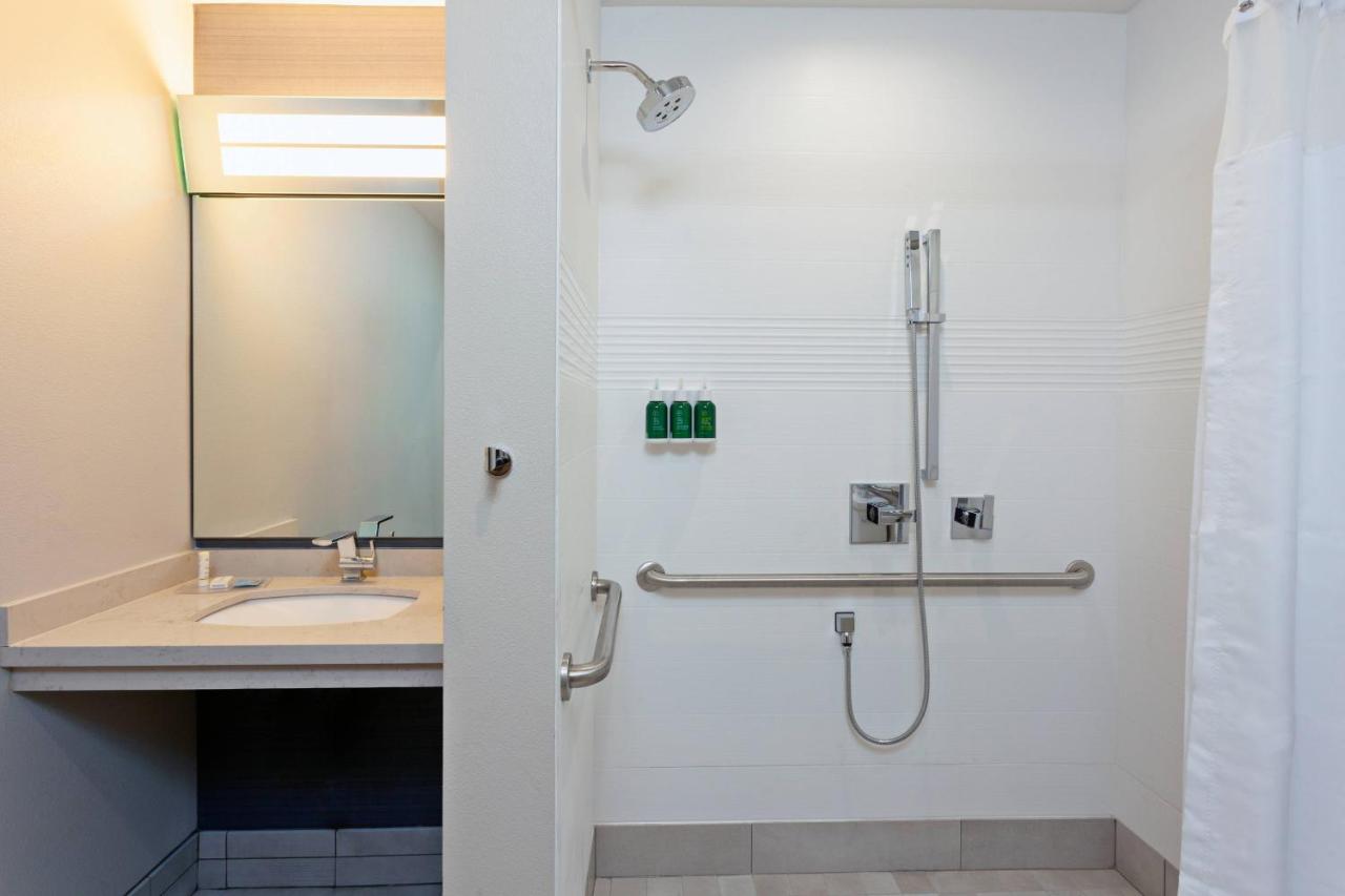 Queen Studio at TownePlace Suites by Marriott San Diego Central