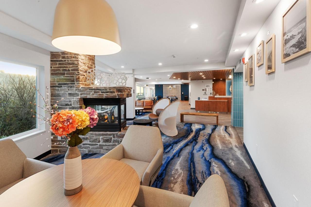 | Fairfield by Marriott Inn & Suites San Francisco Pacifica