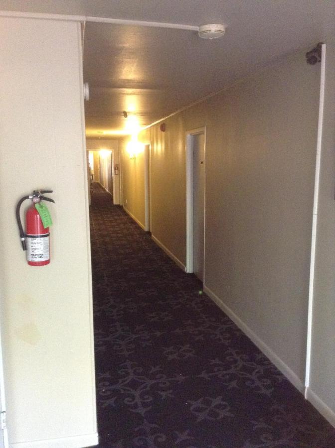 | Empress Hotel