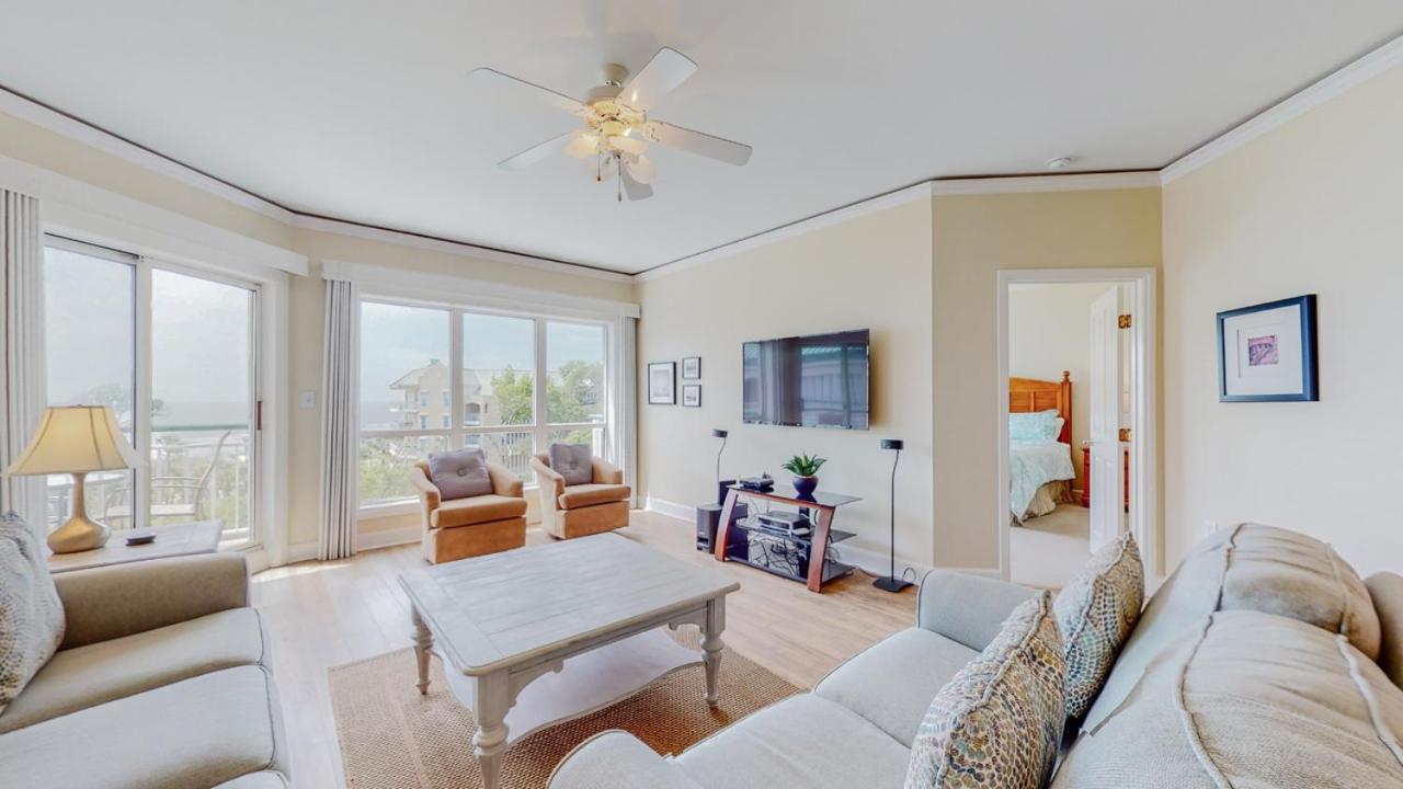 | 3502 Windsor Court South