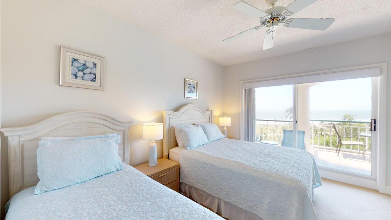 | 3502 Windsor Court South