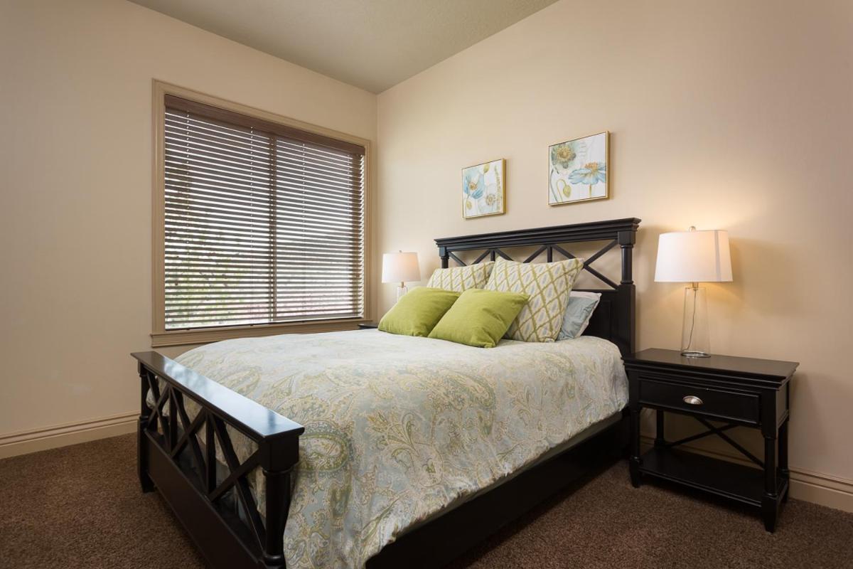  | H5-The Kestrel-Ground Floor 3-bedroom Hillside View