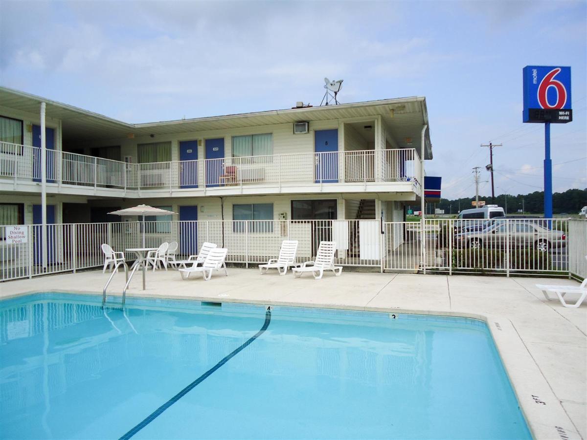  | Motel 6-Lumberton, NC