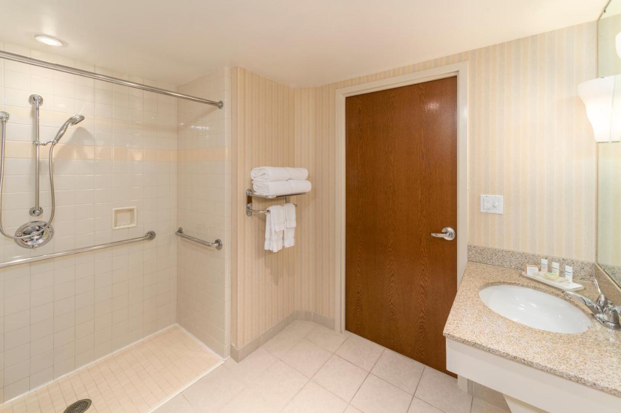 | The Inn at Virginia Tech - On Campus