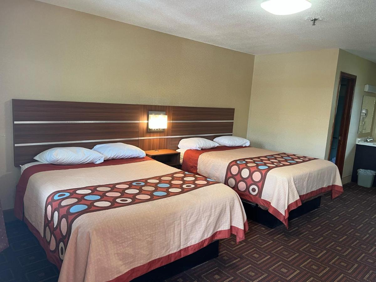 | American Inn