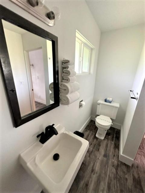 | Myrtle Lane Inn