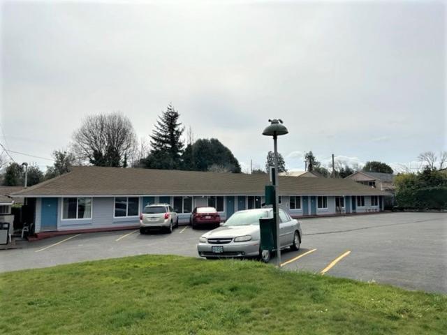 | Myrtle Lane Inn