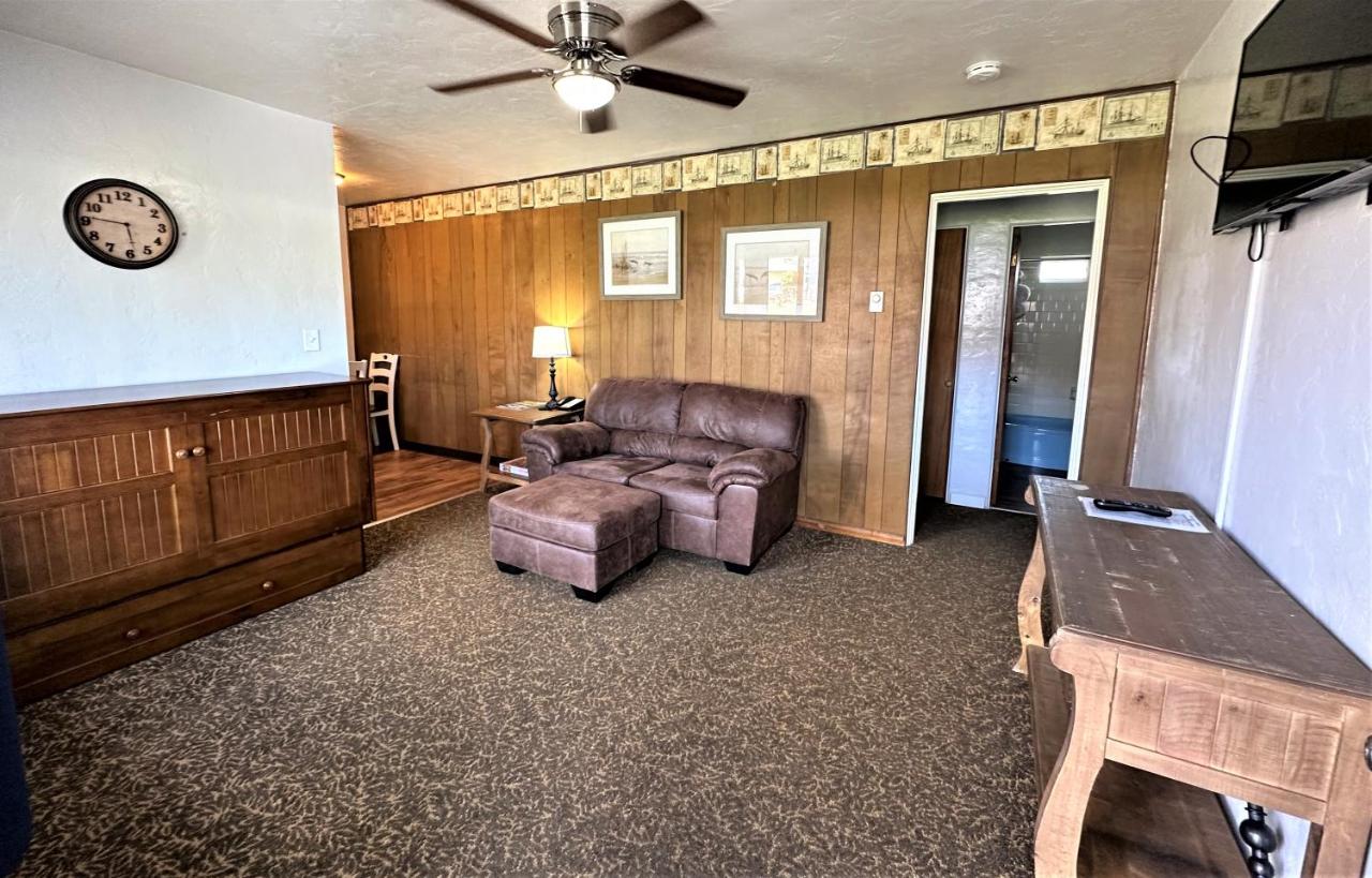 | Myrtle Lane Inn