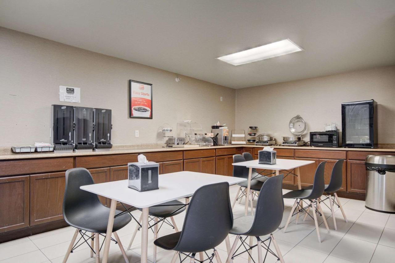 | Econo Lodge Livingston