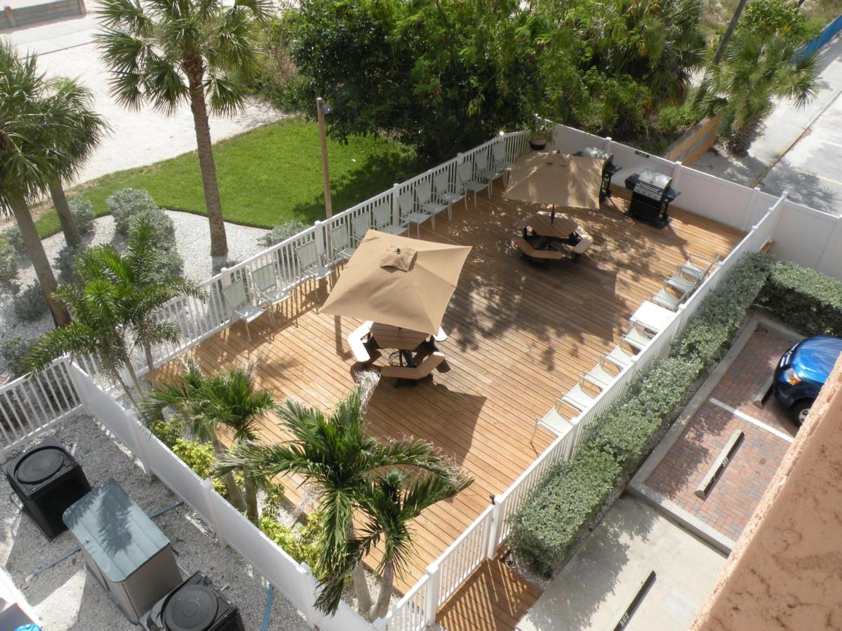 | Surf Beach Resort by Sunsational Beach Rentals