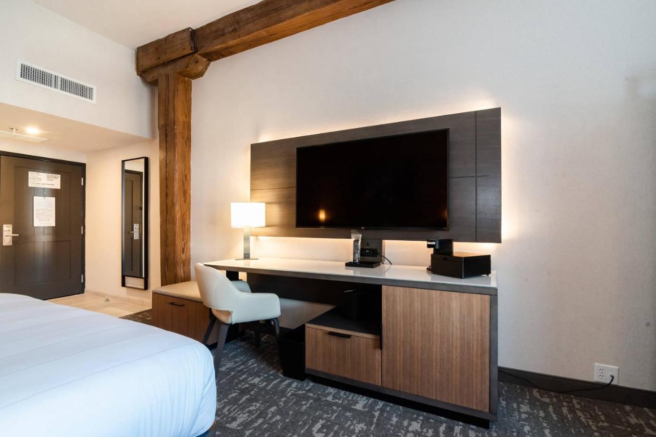 Concierge Level - King or Double Room at Columbus Marriott