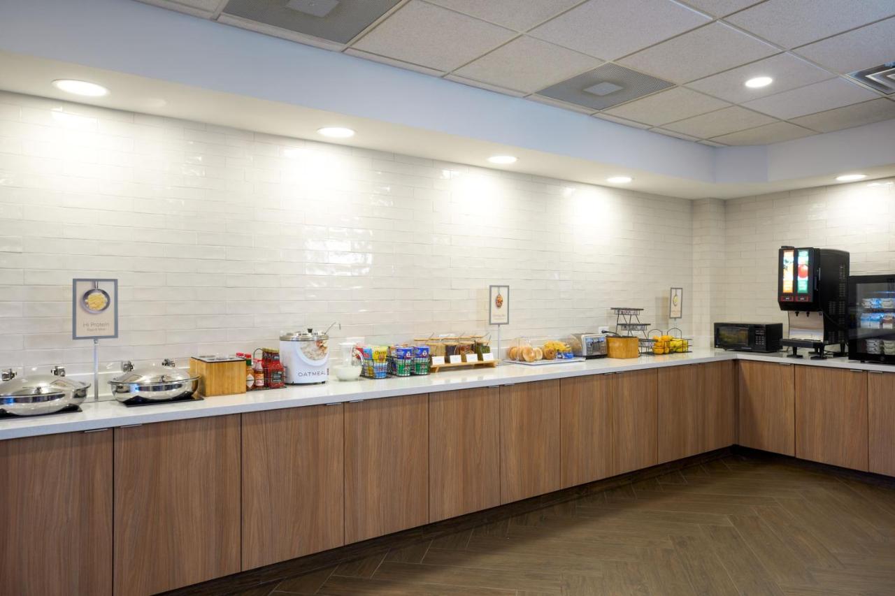 | Fairfield Inn and Suites by Marriott Winchester