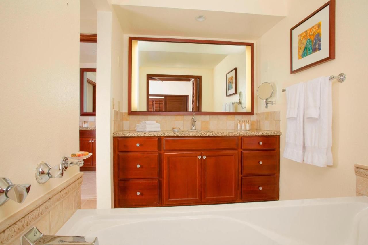 Two-Bedroom Villa with Sofa Beds - Ocean View at Marriott's Ko'Olina Beach Club