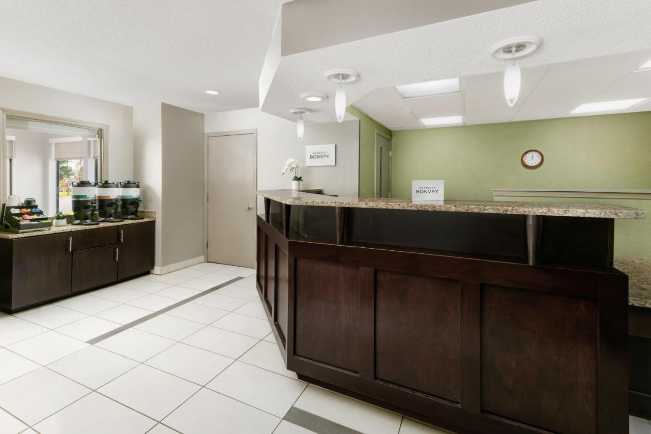 | Residence Inn by Marriott Detroit Troy/Madison Heights