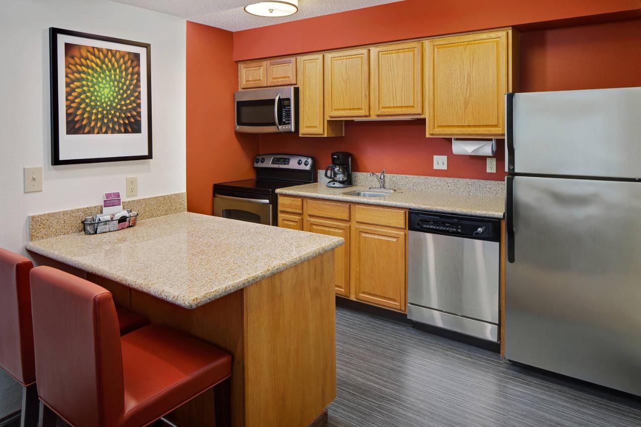 | Residence Inn by Marriott Detroit Troy/Madison Heights