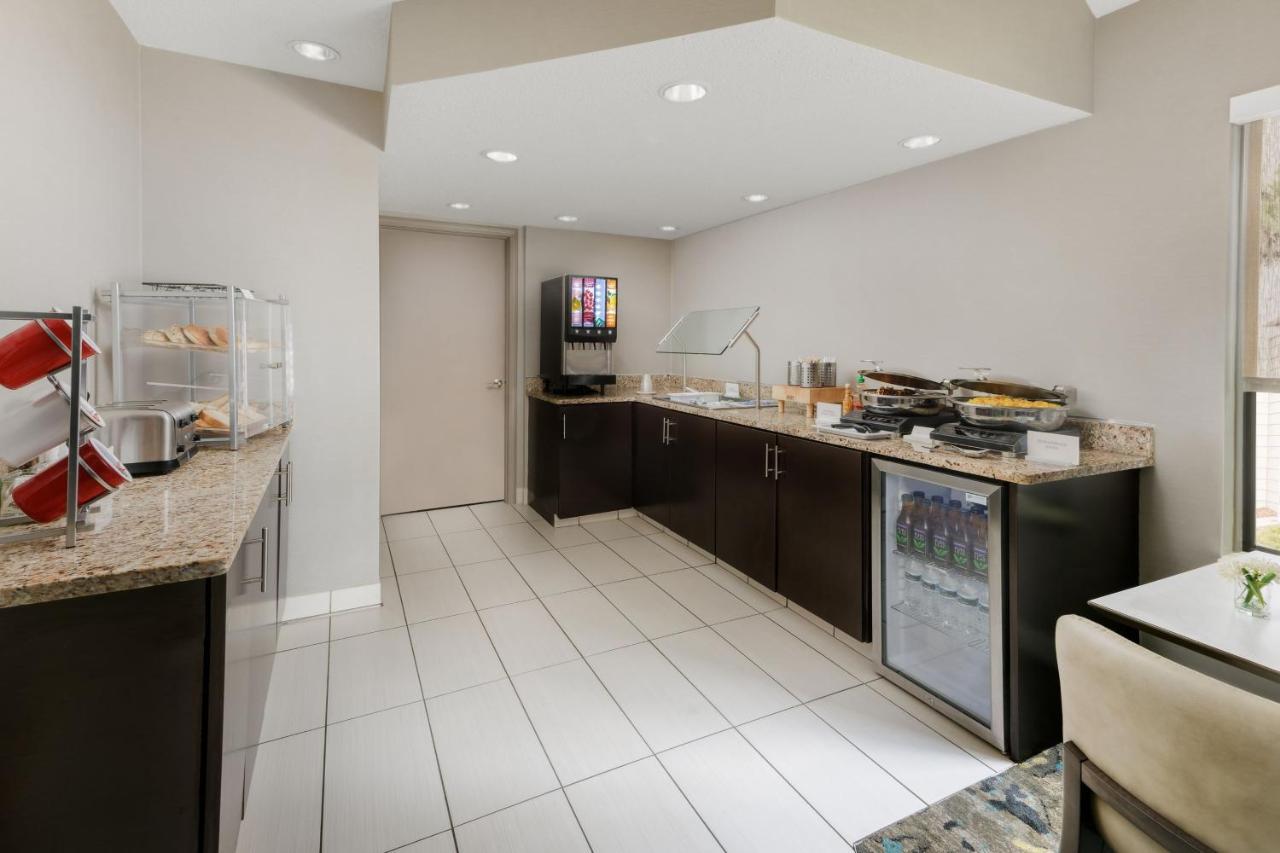 | Residence Inn by Marriott Detroit Troy/Madison Heights