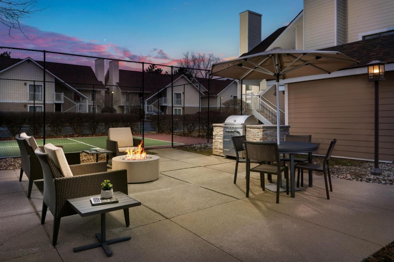 | Residence Inn by Marriott Detroit Troy/Madison Heights