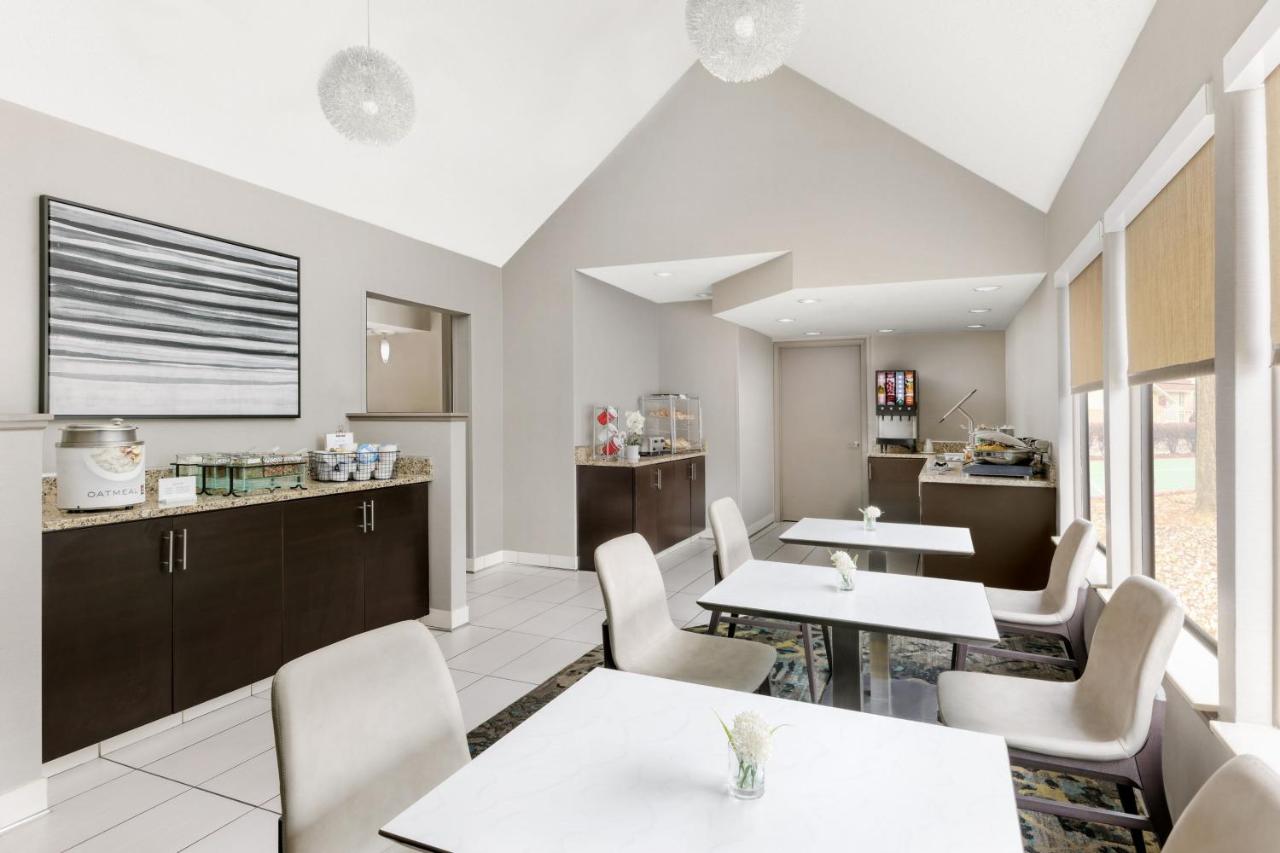 | Residence Inn by Marriott Detroit Troy/Madison Heights