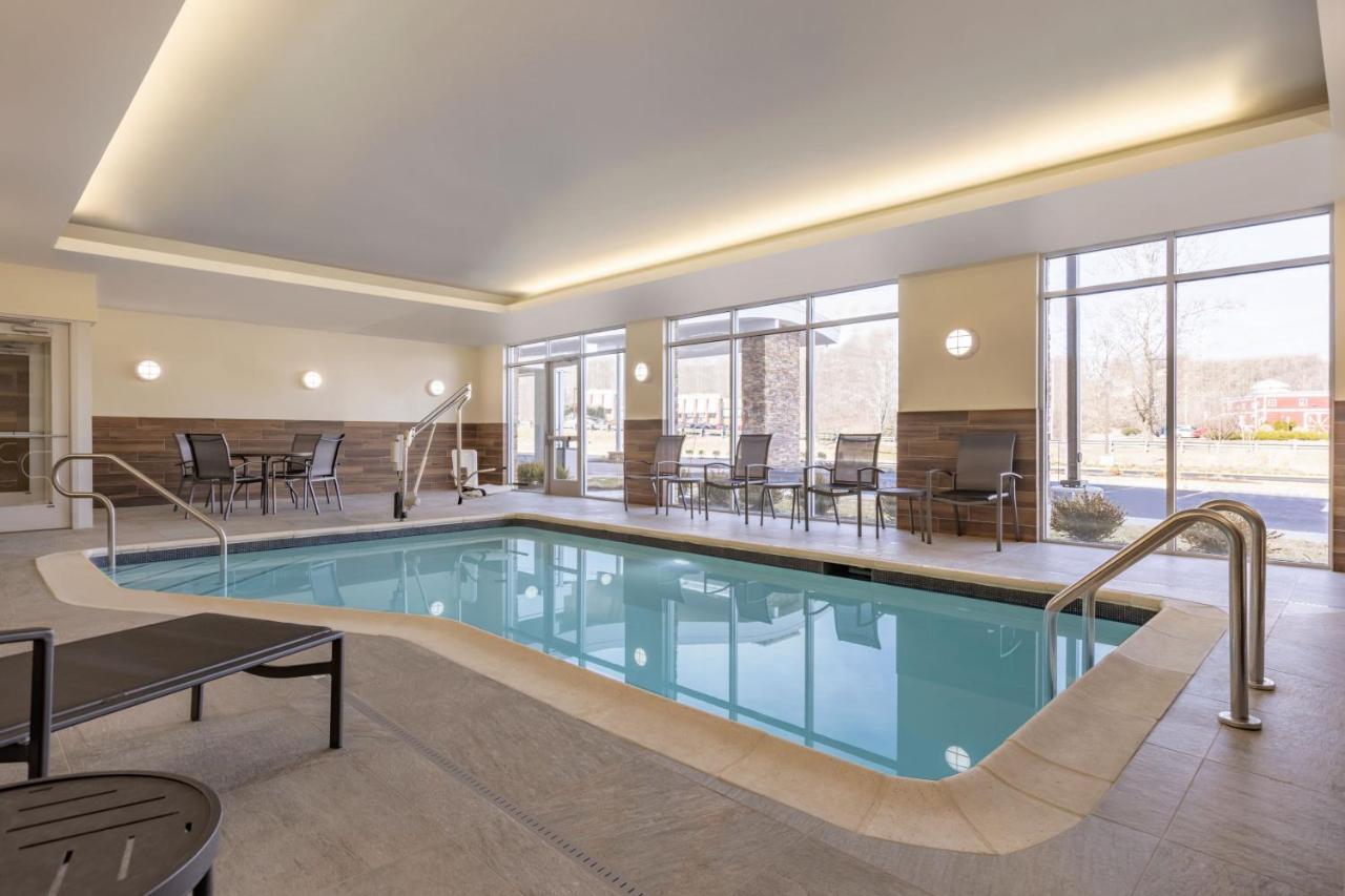 | Fairfield by Marriott Inn & Suites Rockaway
