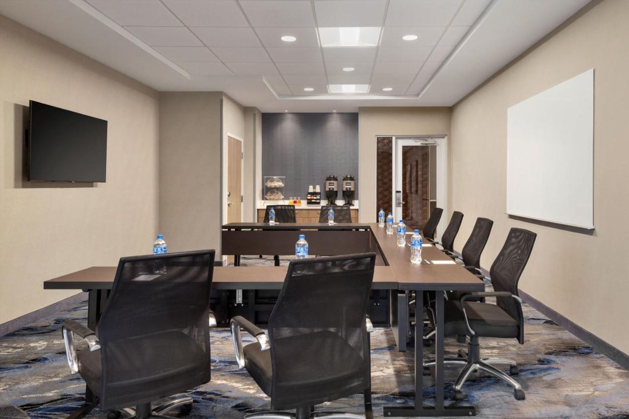 | Fairfield by Marriott Inn & Suites Rockaway
