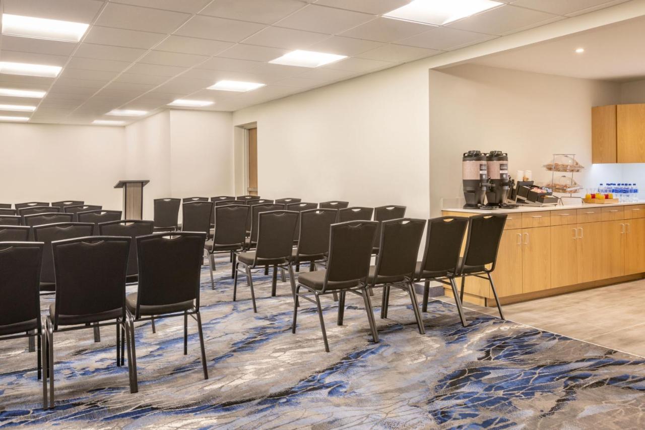 | Fairfield by Marriott Inn & Suites Rockaway