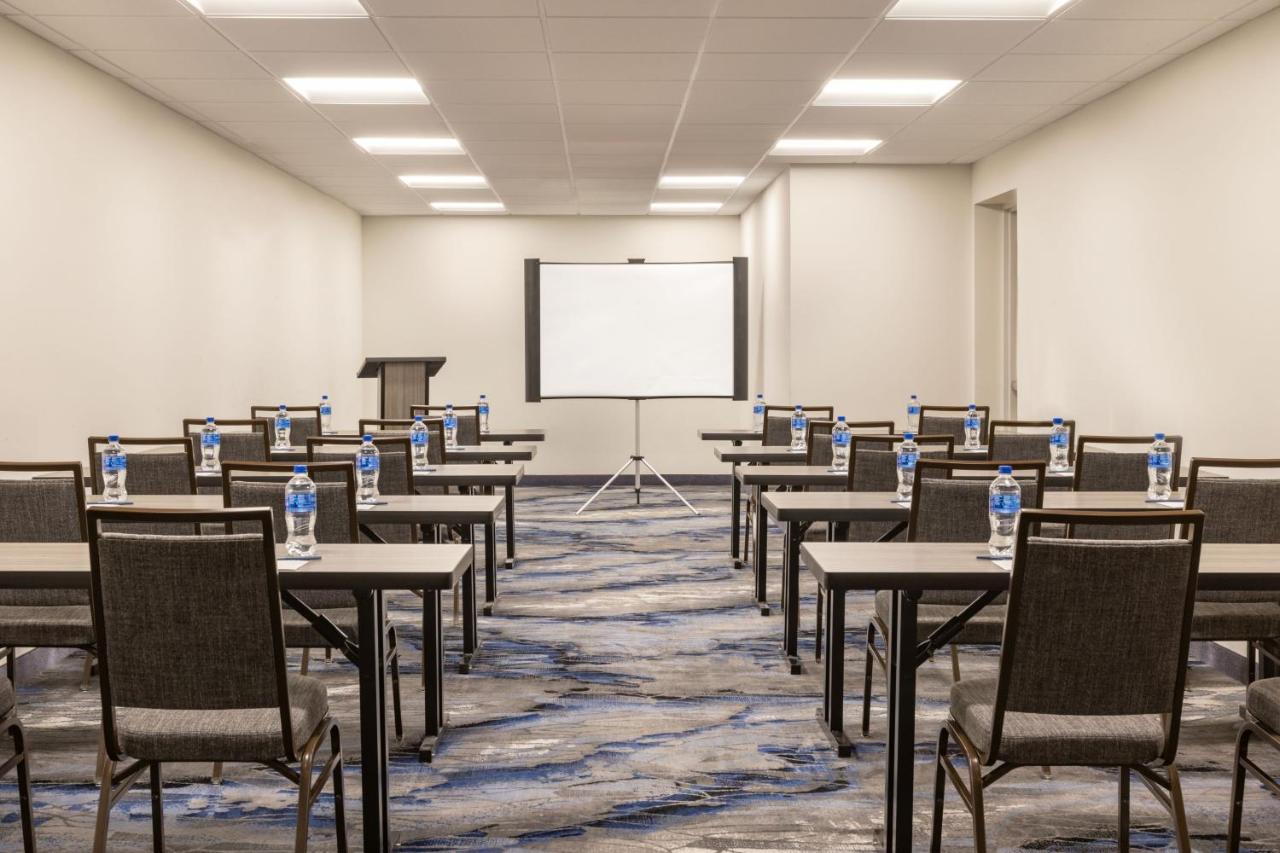 | Fairfield by Marriott Inn & Suites Rockaway