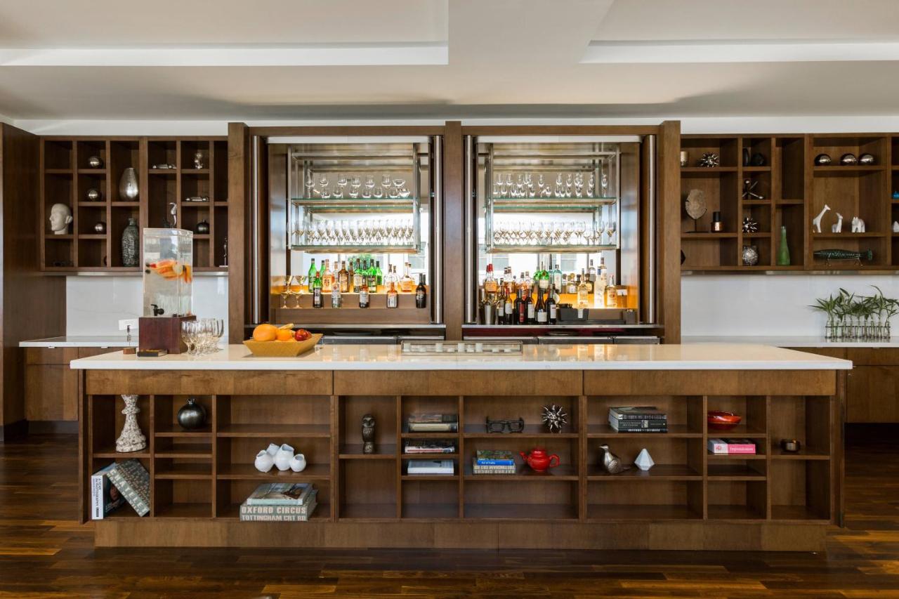 King Room - Concierge Level at JW Marriott Houston Downtown