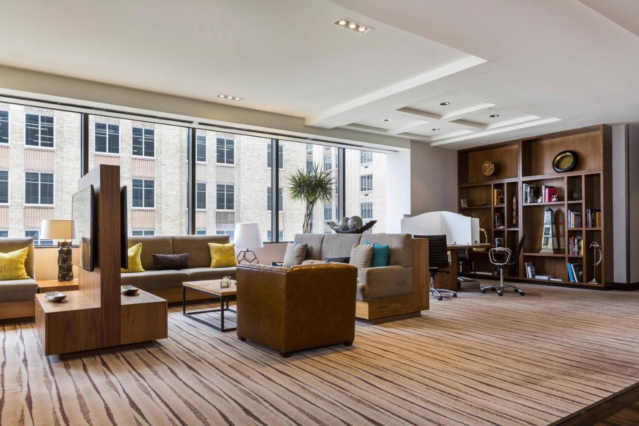 King Room - Concierge Level at JW Marriott Houston Downtown