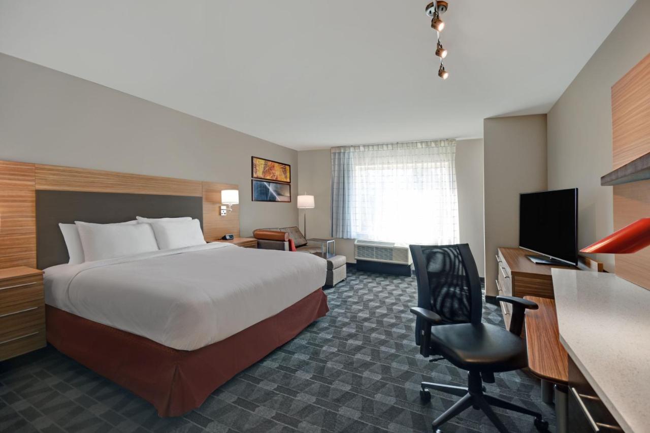 King Studio with Sofa Bed at TownePlace Suites by Marriott Grand Rapids Wyoming