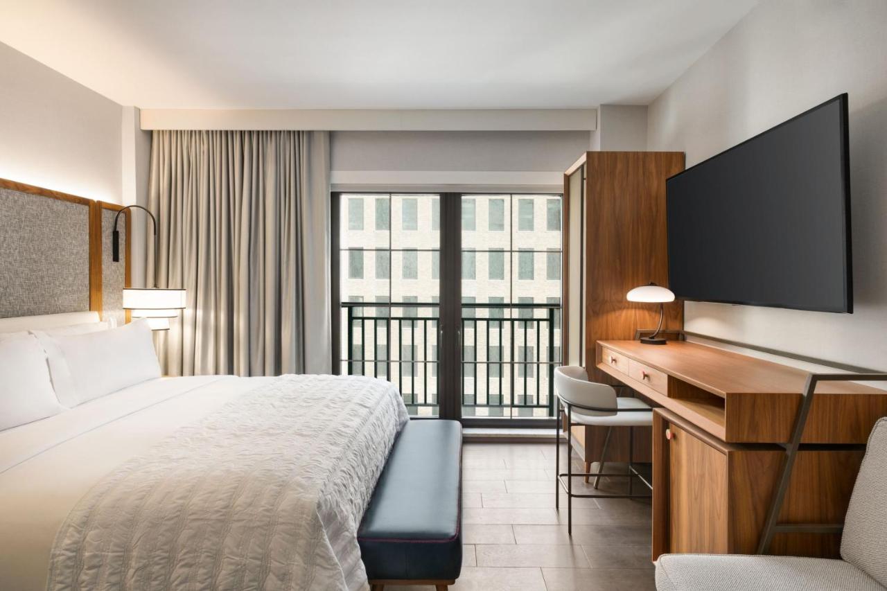 Executive Corner King Room at Le Meridien New York, Fifth Avenue