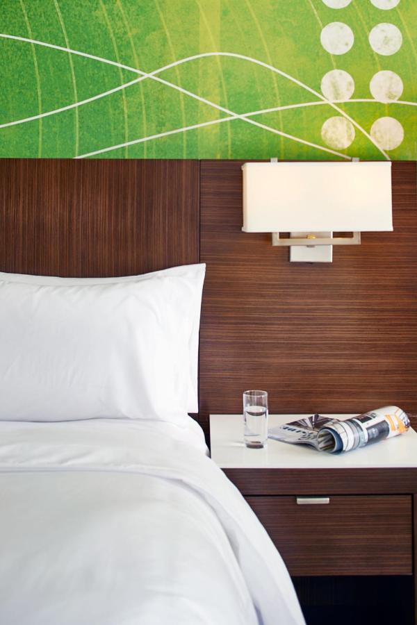 Queen Room with Two Queen Bed with City View at Renaissance Nashville Hotel