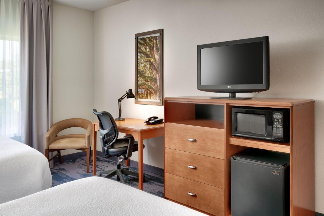 Queen Room with Two Queen Beds at Fairfield by Marriott Inn & Suites Tallahassee Central