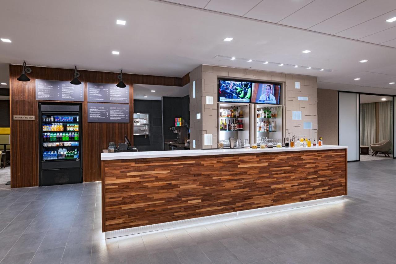 | Courtyard Dallas Grand Prairie