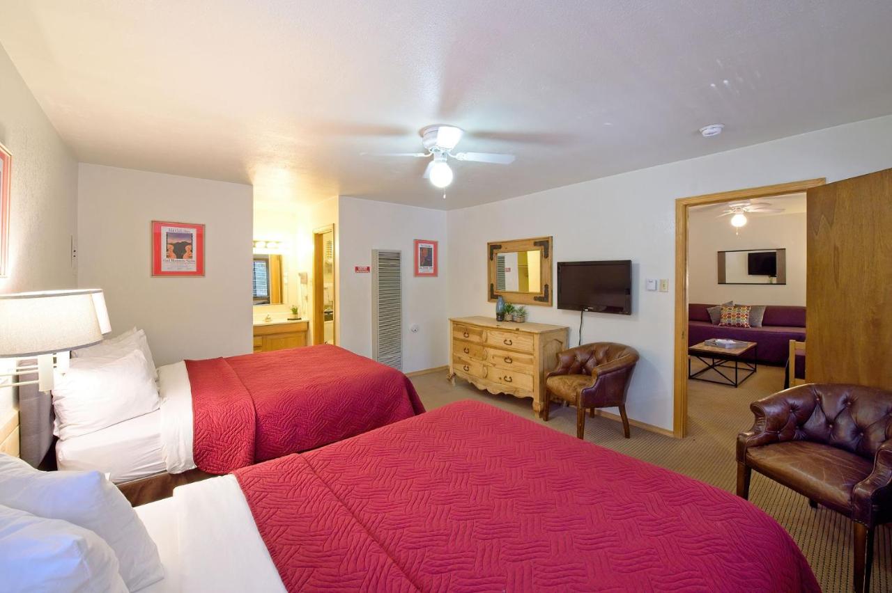 | Sitzmark Sports Lodge