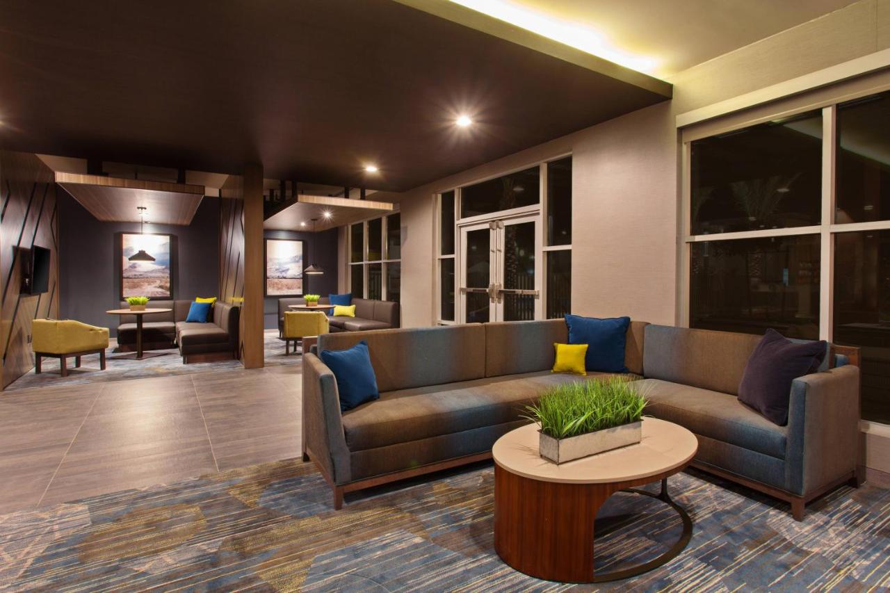 | Courtyard by Marriott San Diego El Cajon