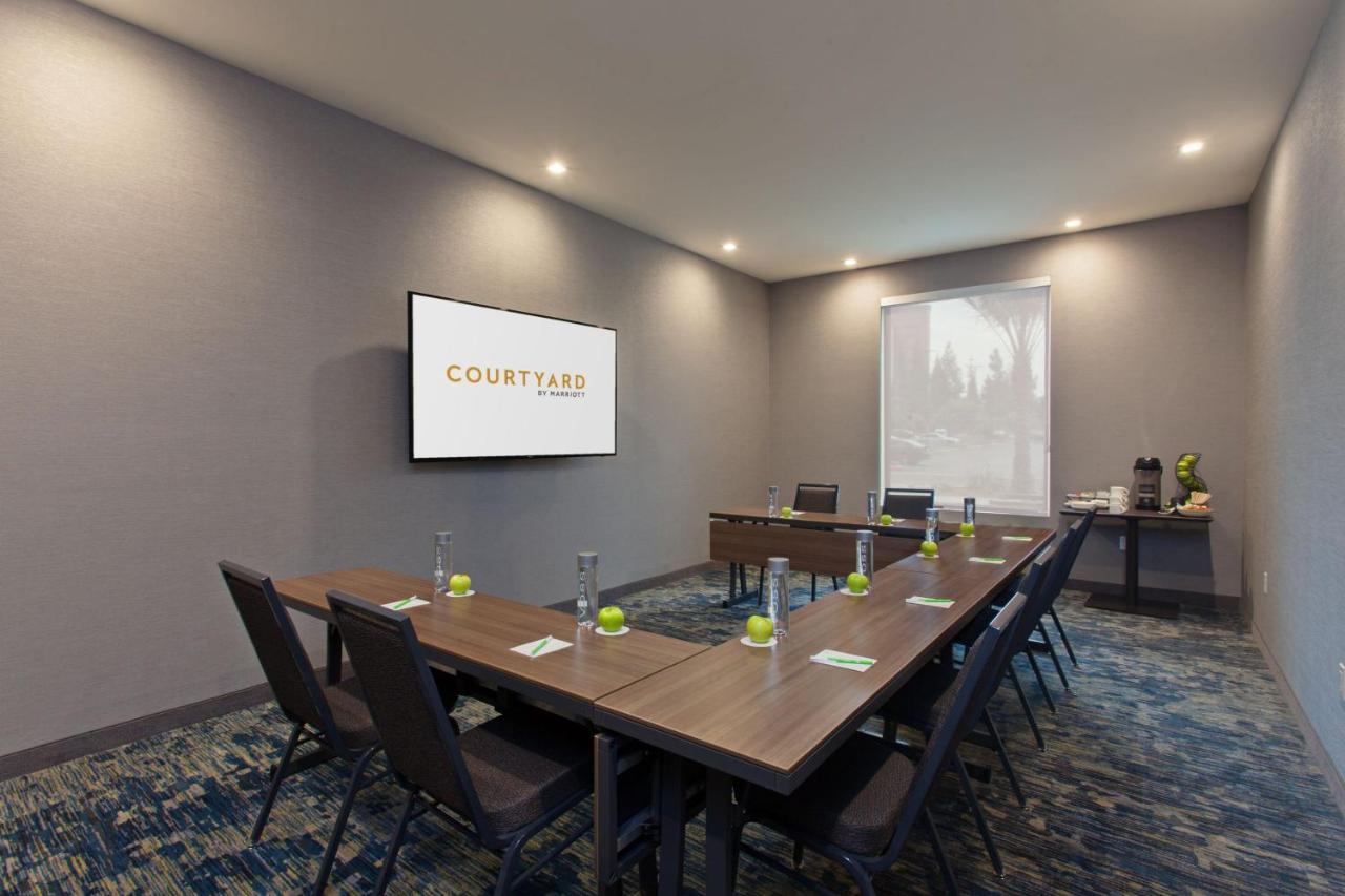 | Courtyard by Marriott San Diego El Cajon