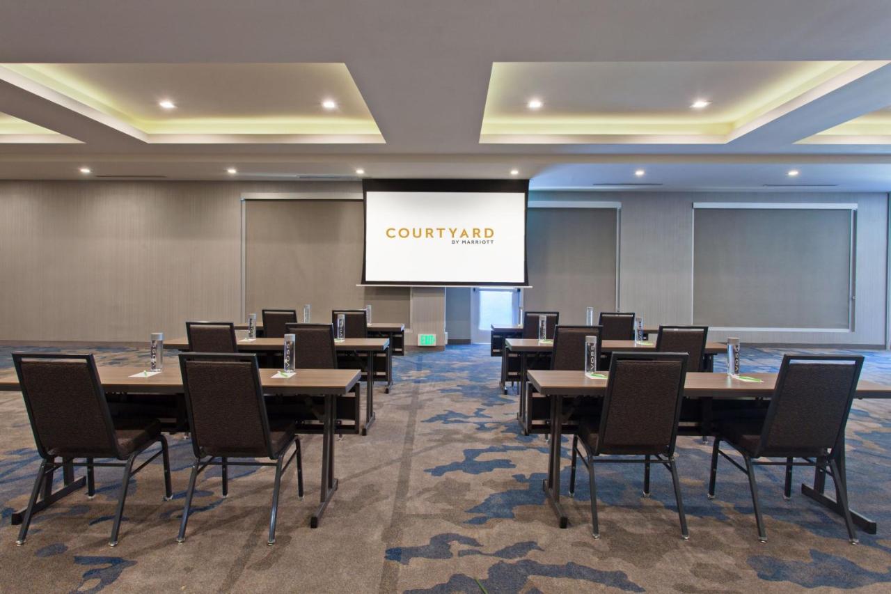 | Courtyard by Marriott San Diego El Cajon