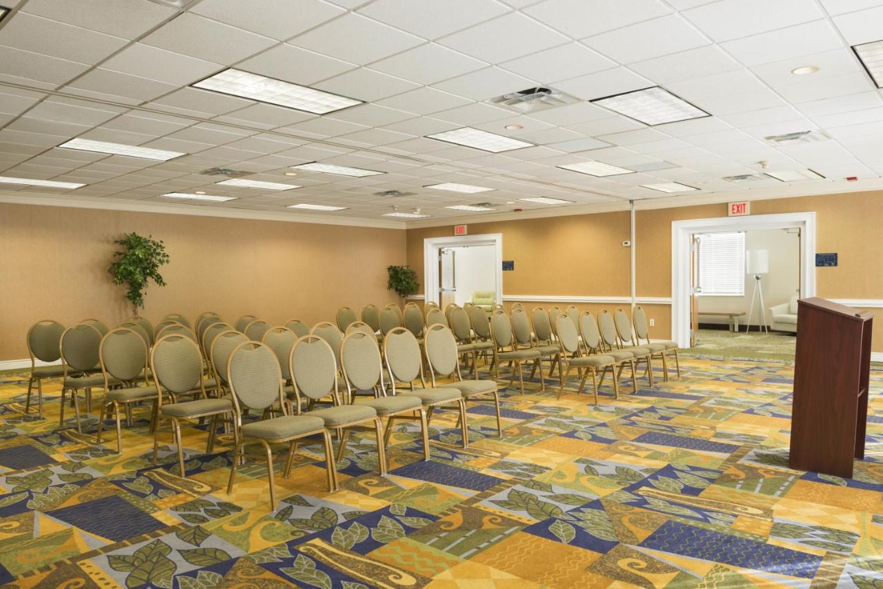 | Wyndham Garden Tallahassee Capitol Near FSU