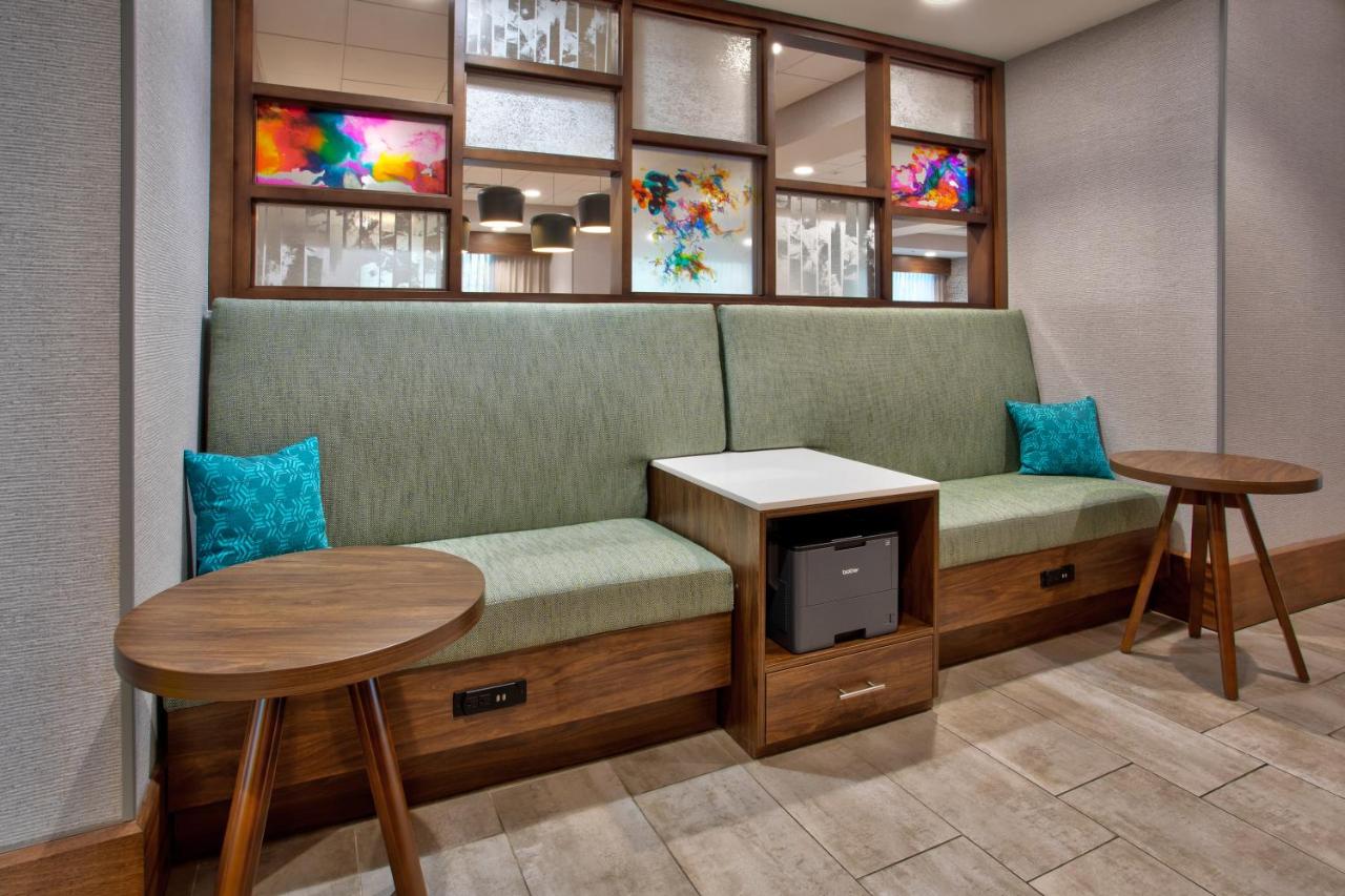 | Hampton Inn Paris, Tn