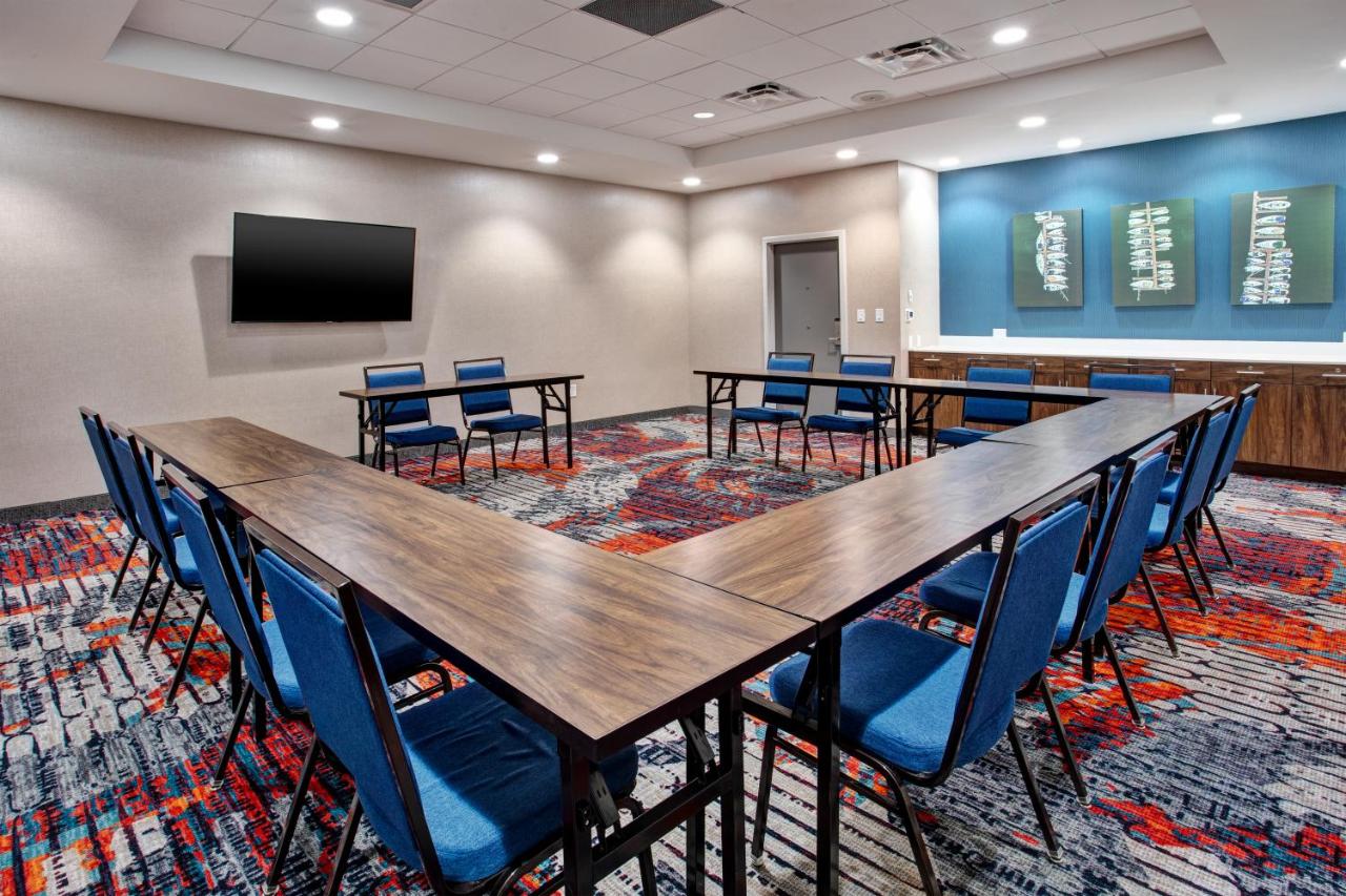 | Hampton Inn Paris, Tn