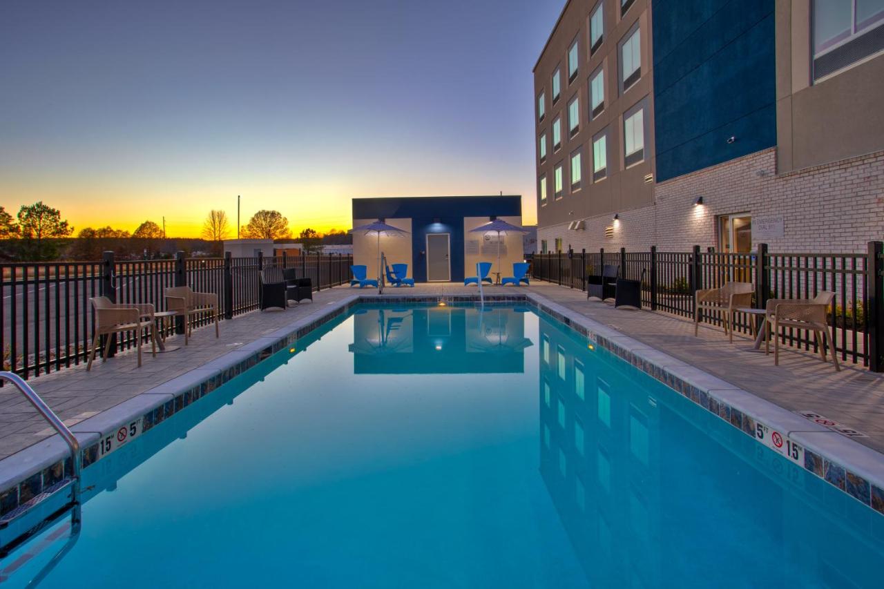 | Hampton Inn Paris, Tn